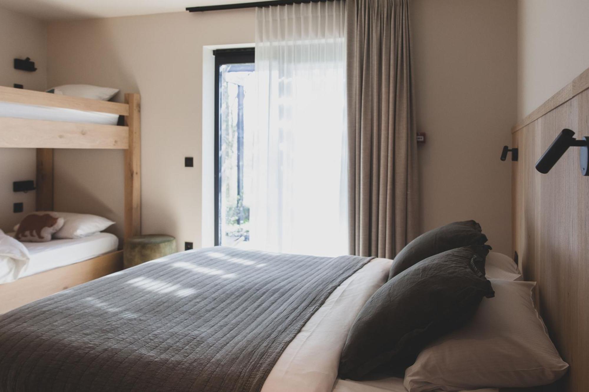 Wood Hotel 3*