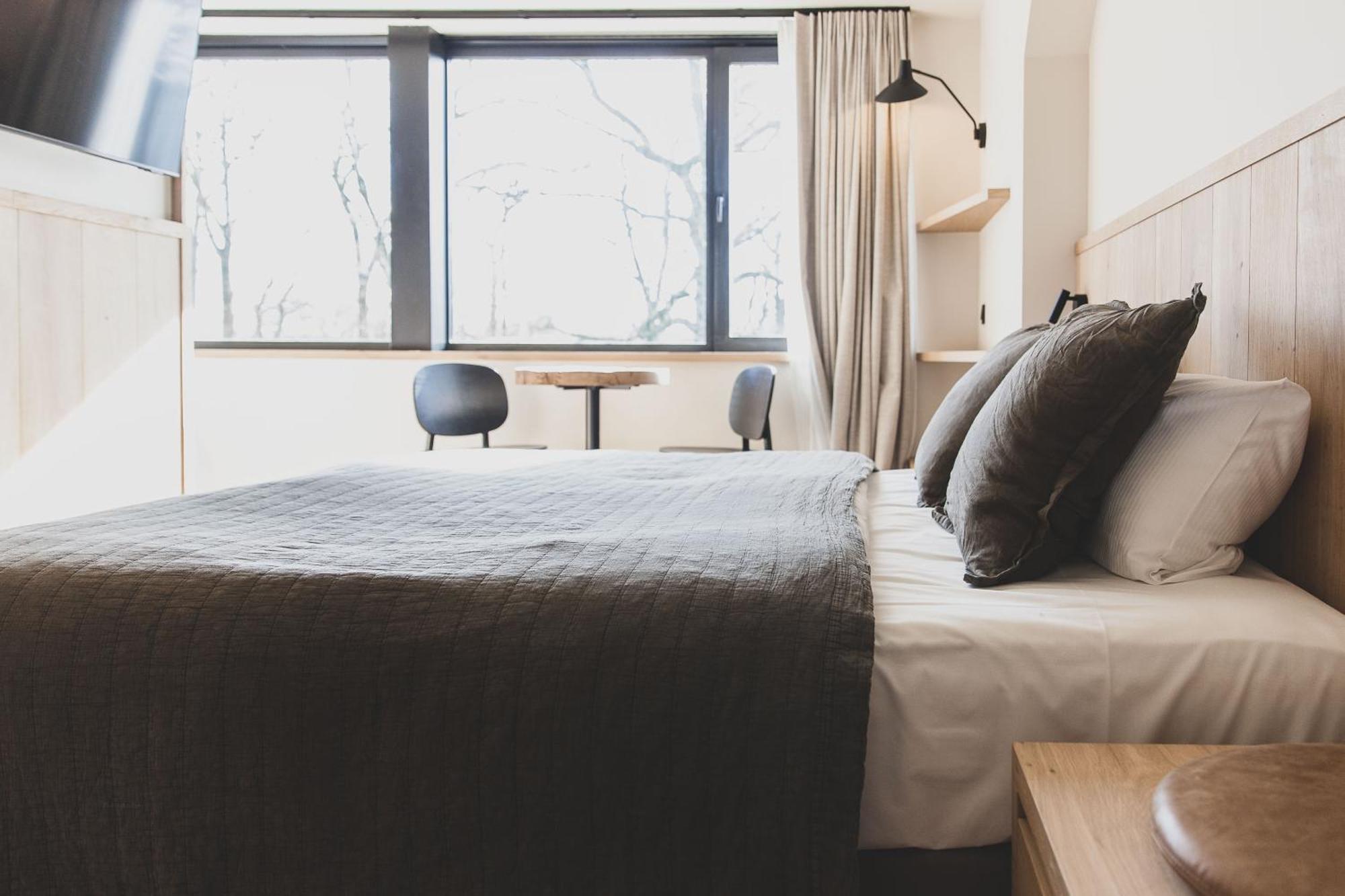 Wood Hotel 3*