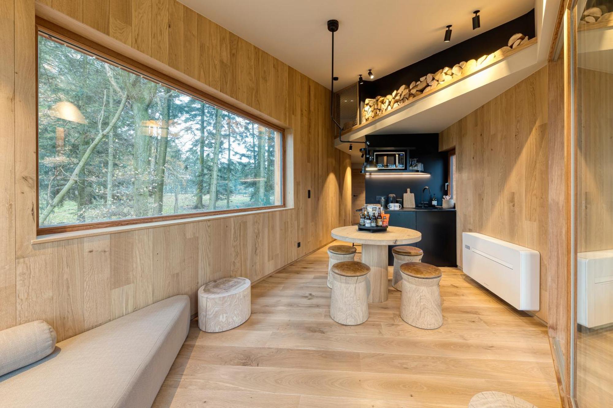 Wood Hotel